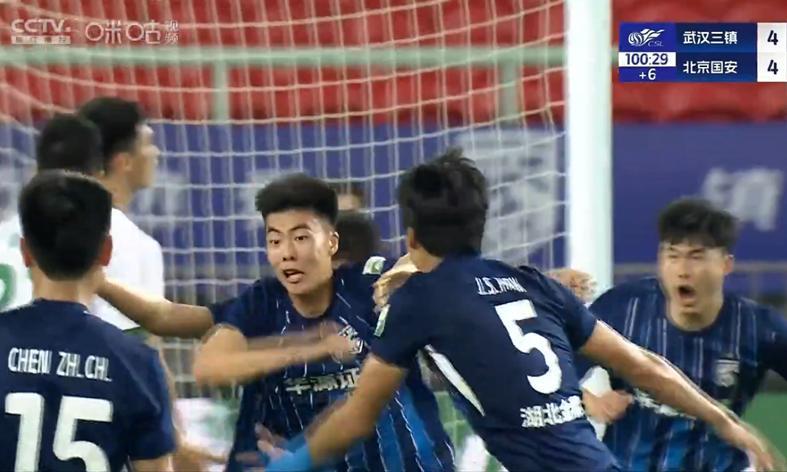 韩鹏太狠了！4-0不依不饶 国安输沪蓉是惨案预兆 徐云龙一针见血